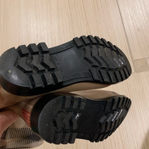 Burberry Rain Boots - Picture 6 of 7